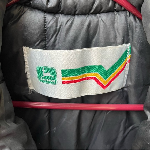 John Deere Vintage Wm’s Snowmobile Puffer Vest Sz M - Picture 3 of 15